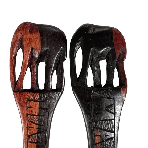 Hakuna Matata Hand Carved Wooden 12 Inch Salad Set - Picture 5 of 6